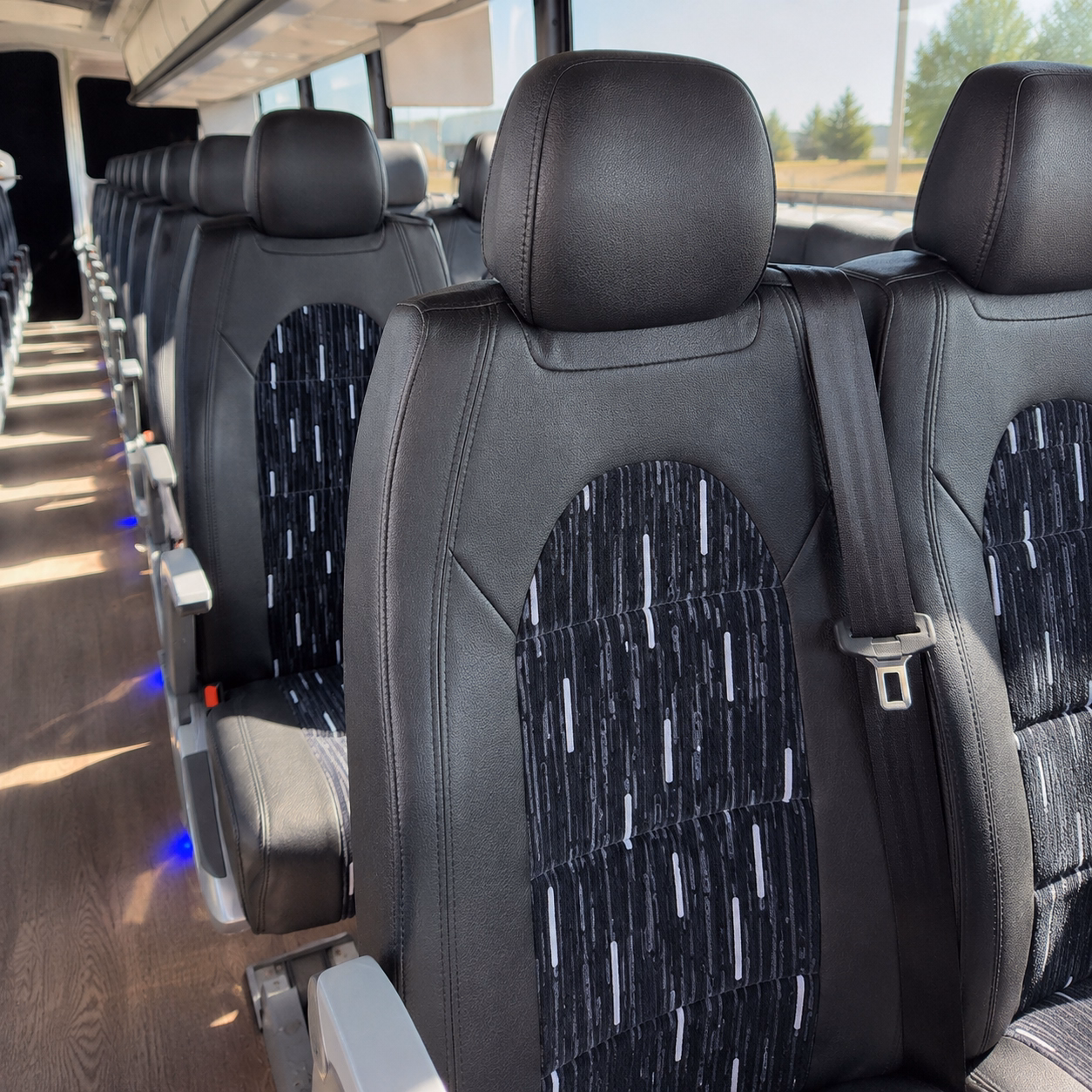 den airport shuttles for out of town wedding guests